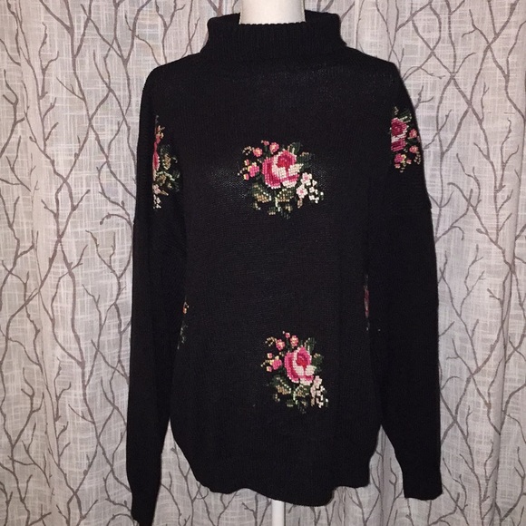 Worthington Sweaters - Vintage needle point Worthington sweater